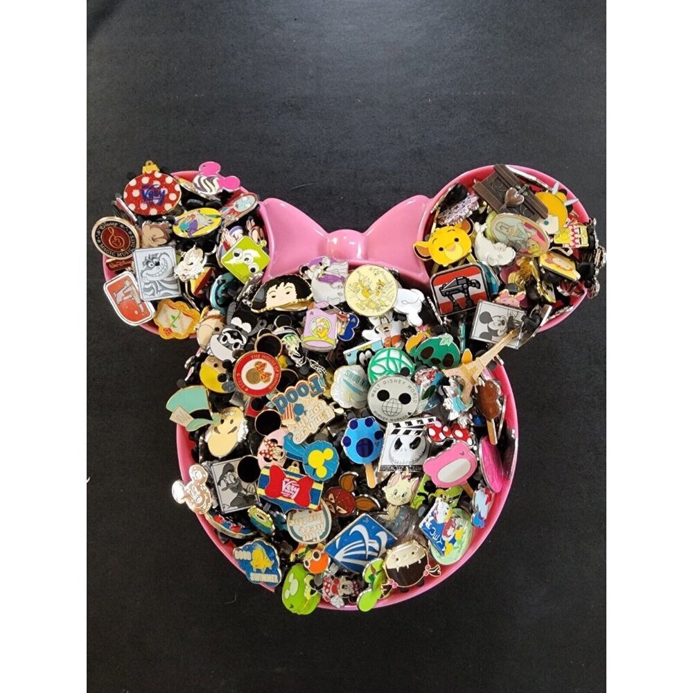 👉 DISNEY PIN TRADING LOT 50, NO DUPLICATES,, 100% TRADABLE